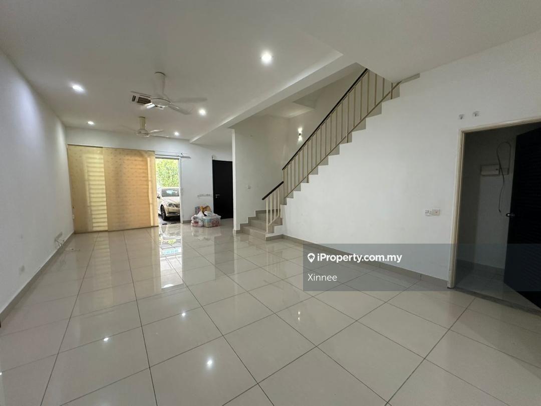 Best Buy Unit Setia Green 2800sf Partially Furnished Sungai Ara