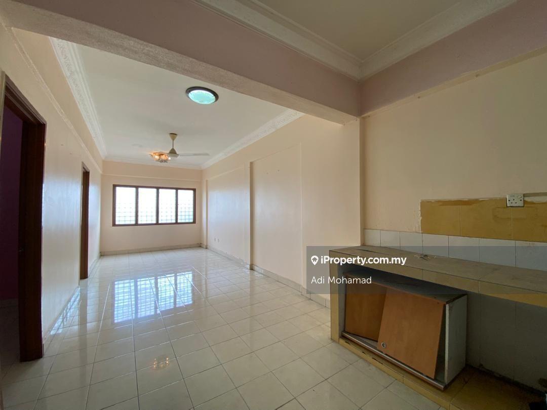 Cantik! Paling Murah! Flat Taman Bukit Segar. Dekat Leisure Mall