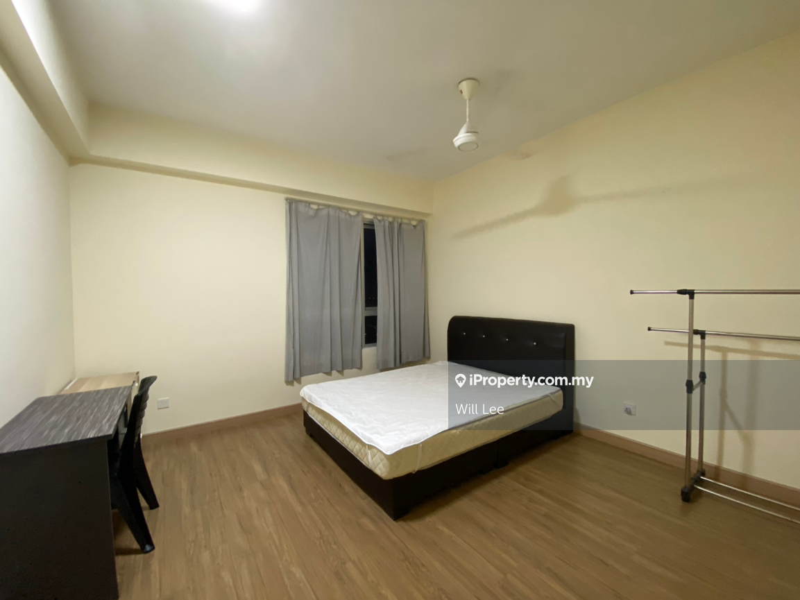 Saville fully furnished deluxe room for rent 