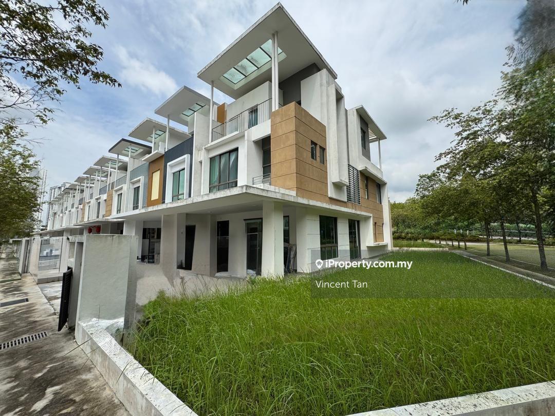 Lake Point Residence, Cyberjaya