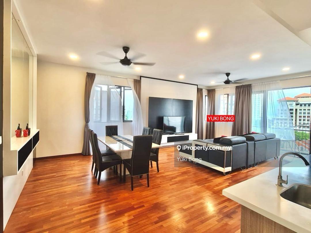 Fully Furnished and Fully Reno Move in Condition Very Cheap