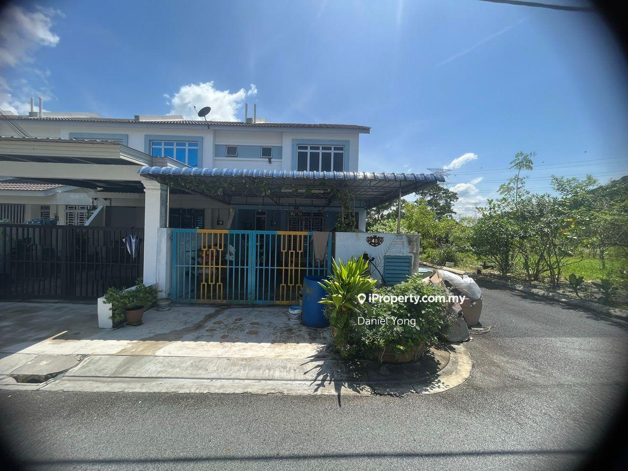 Gelang Patah Double Storey Terrace House 4bed Renovated Johor Bahru