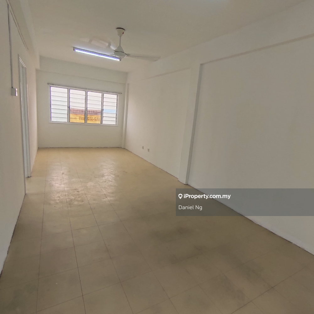 Taman Bukit Segar Flat For Sale