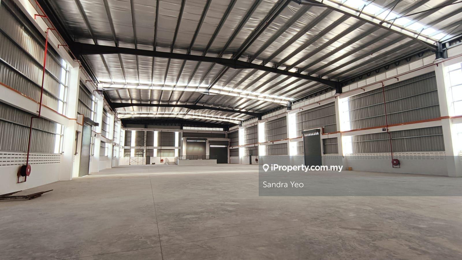 200 amp 10000sqf built up semi detached factory in nilai seremban