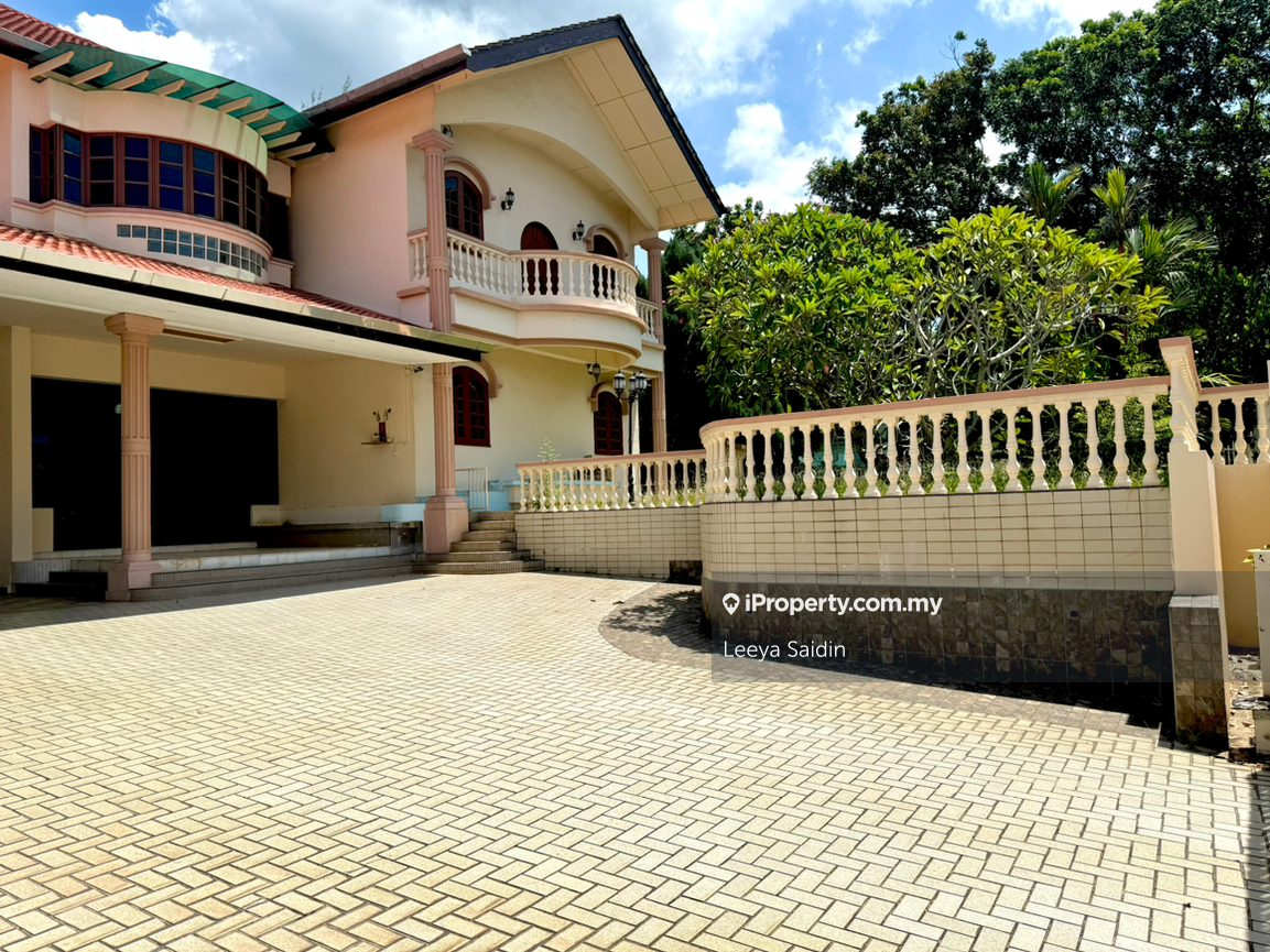 Bungalow For Sale