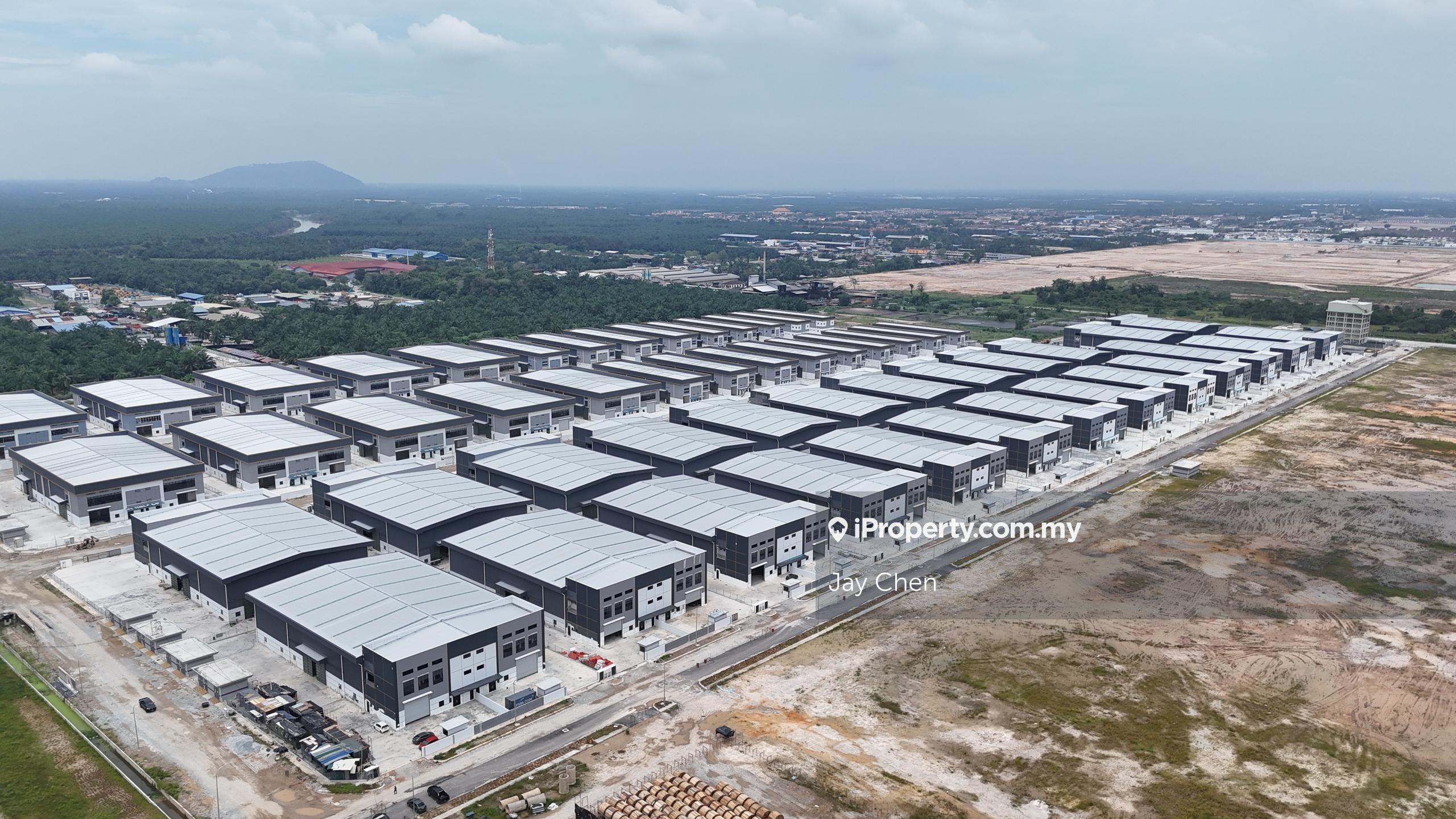Brand New 2 Storey Semi-D Factory @ Jenjarom For Rent 