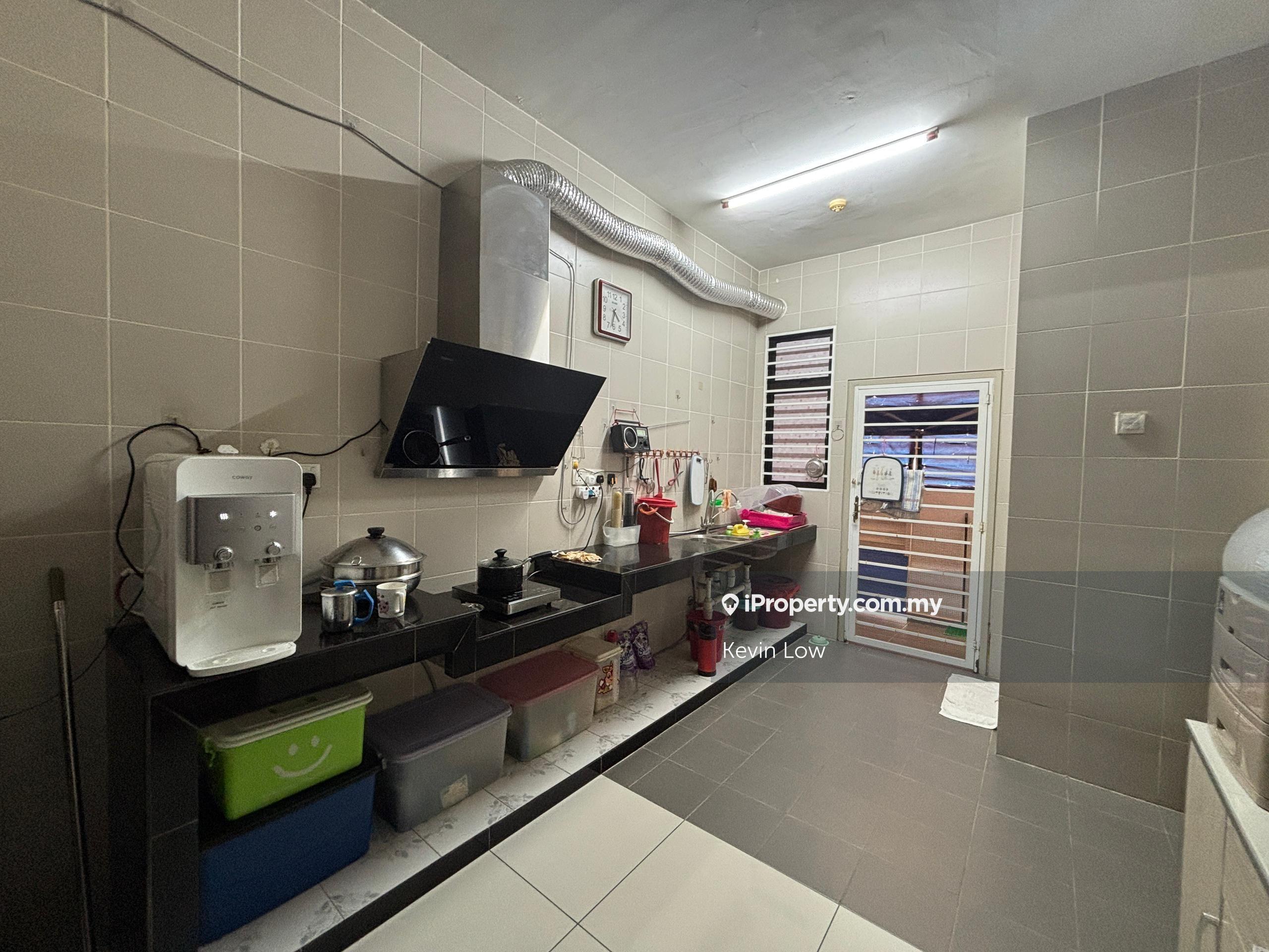 Nafiri Double Storey Terrace House for Rent
