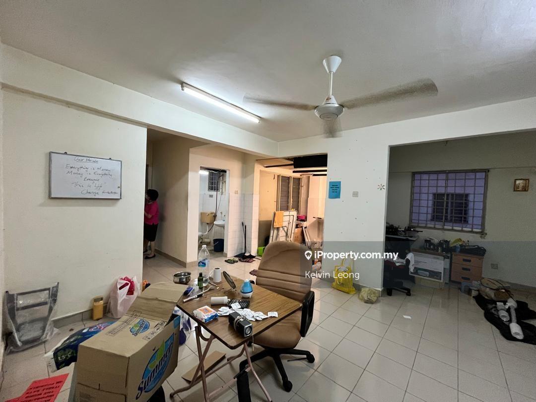 Taman Pandan Cahaya Apartment, 1st floor, Corner Unit, Cheaper Price