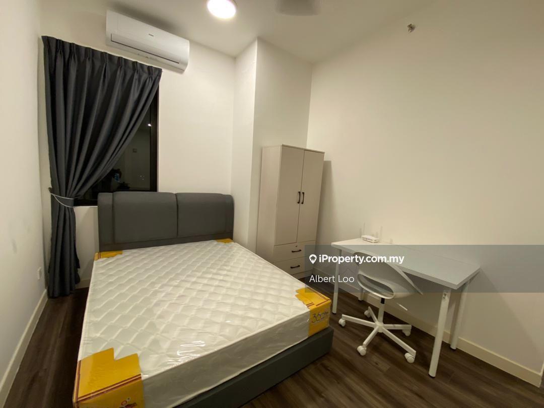 Full furnish studio, with washer dryer included