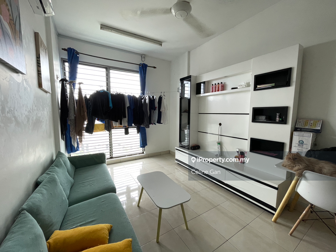 Partly Furnish Apartment Setia Alam