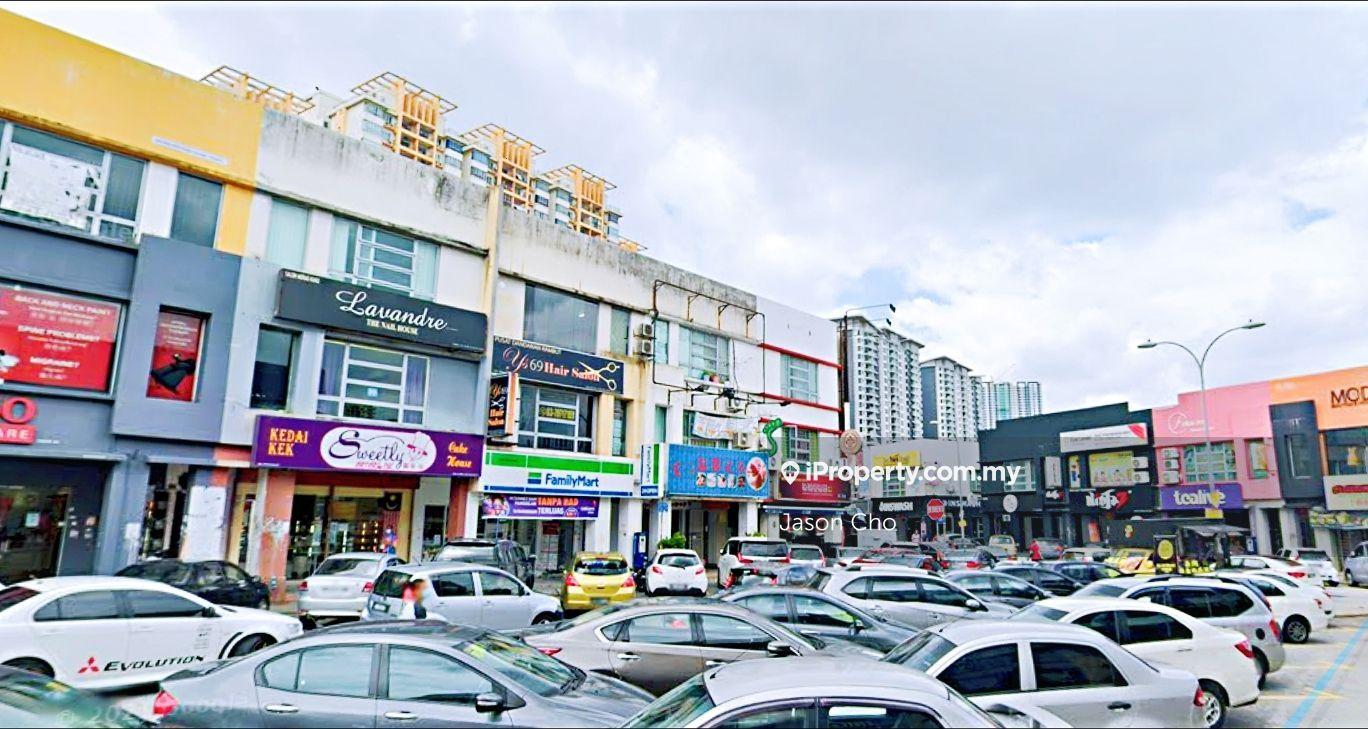 Exclusive 3 Storey Corner Shop lot For Sale At Kuchai Lama