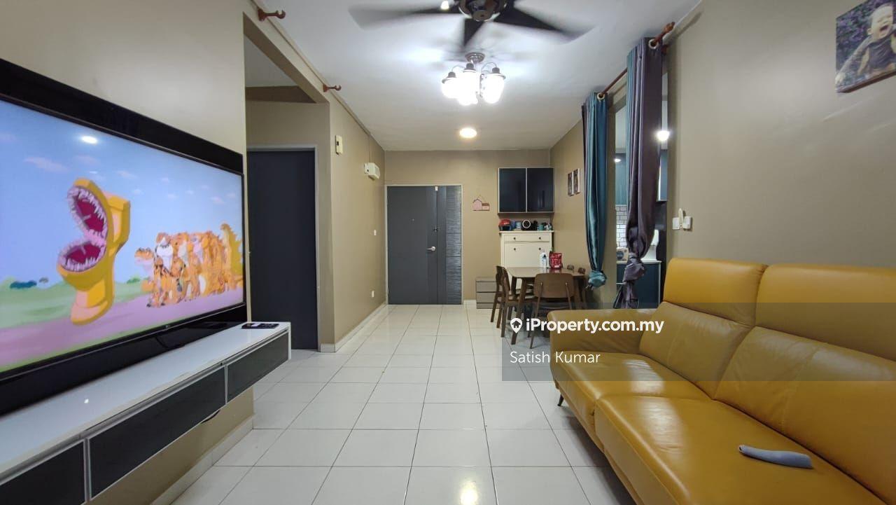 Selangor, Kundang, Rawang, Laguna Biru 2 For Sale