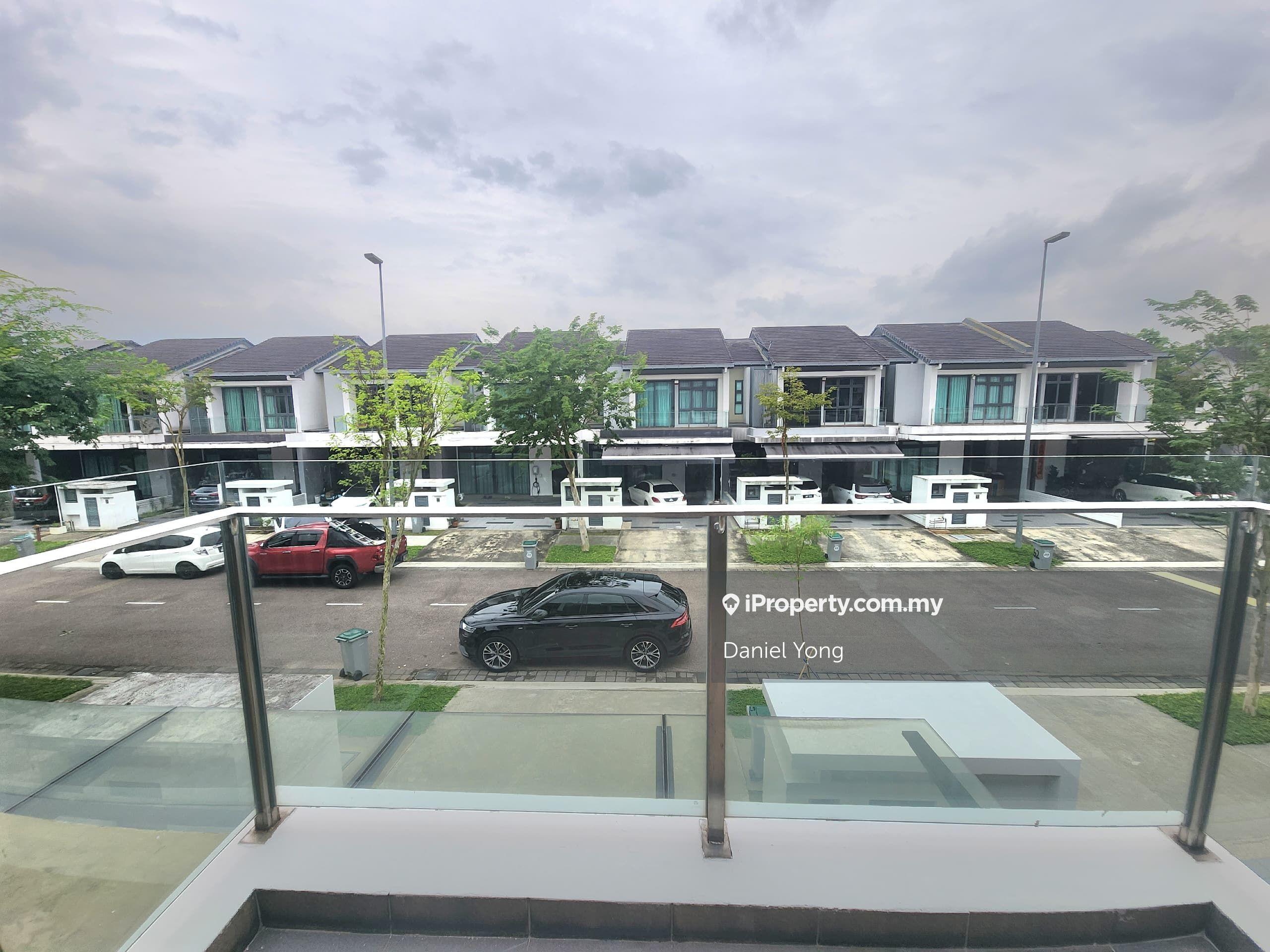 Iskandar Puteri 2 Storey Superlink House 4bed Fully Reno & Furnish JB