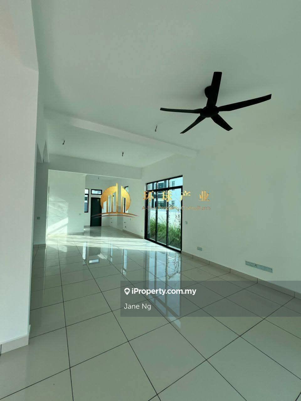 Corner Unit Partial Furnished 2 Sty Sanctuary Terrace Alma For Rent