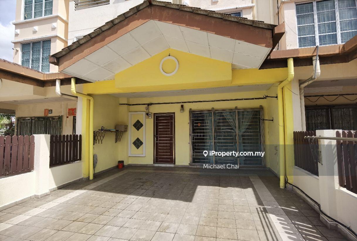 Taman Puchong impian Intermediate unit for sale