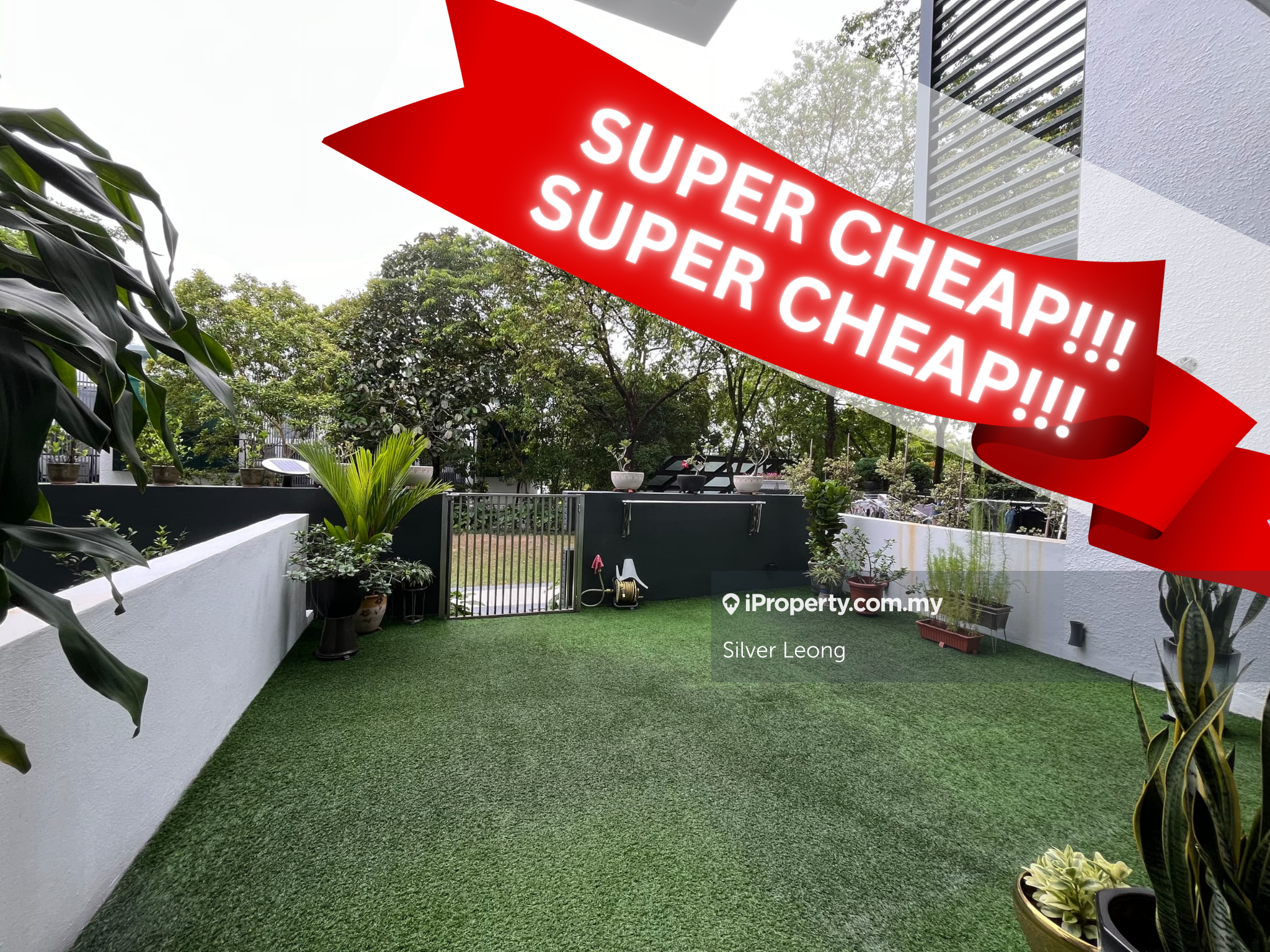 Super Cheap 4 storey link villa east residence Klgcc with private lift