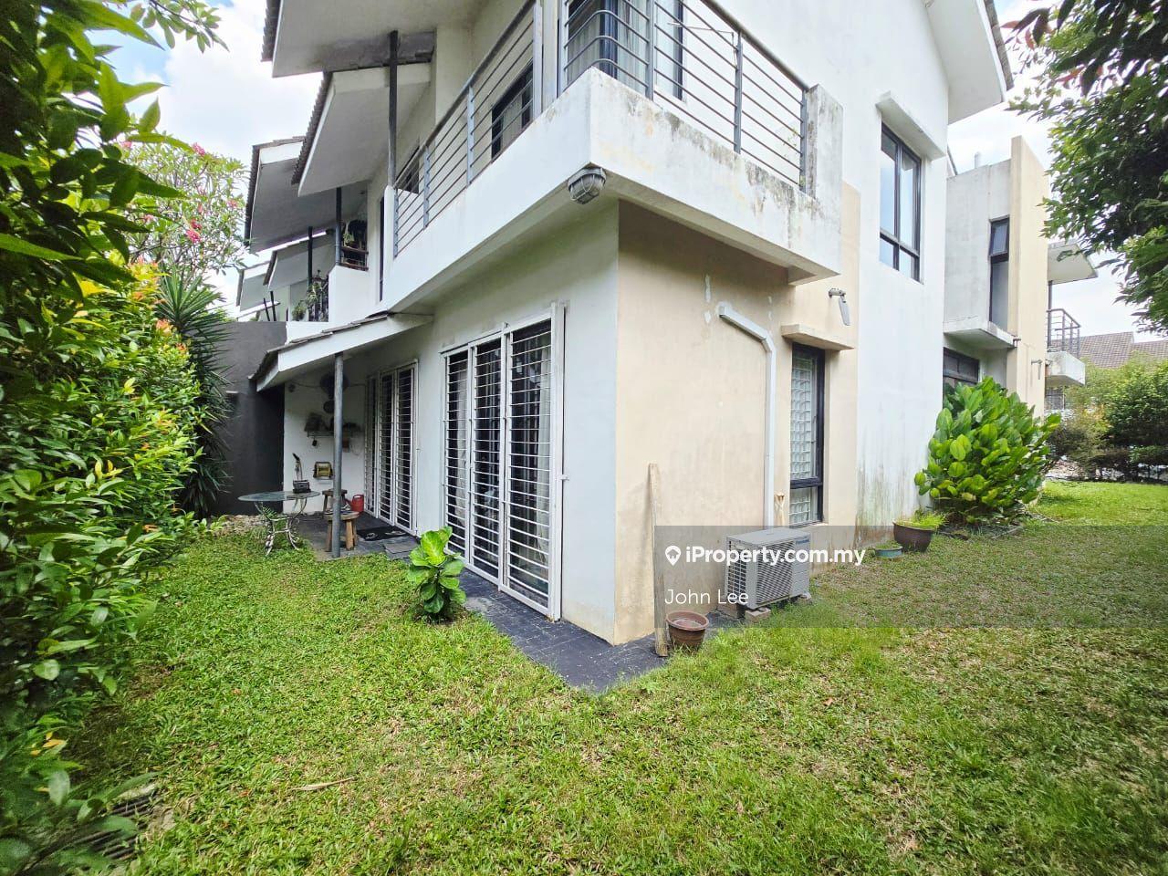 36x85 2 Storey End Lot House for Sale Lake Edge Puchong 