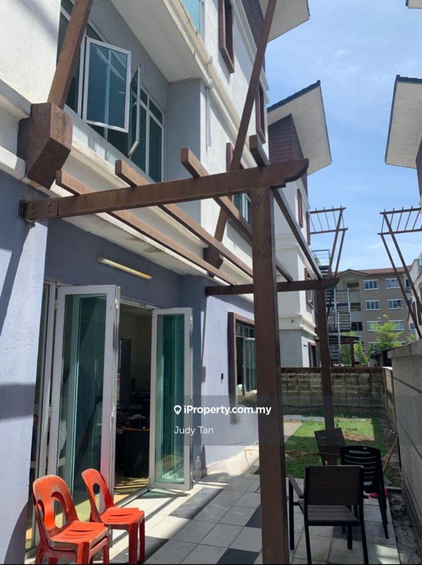 3 Storey Semi-D House for Sale