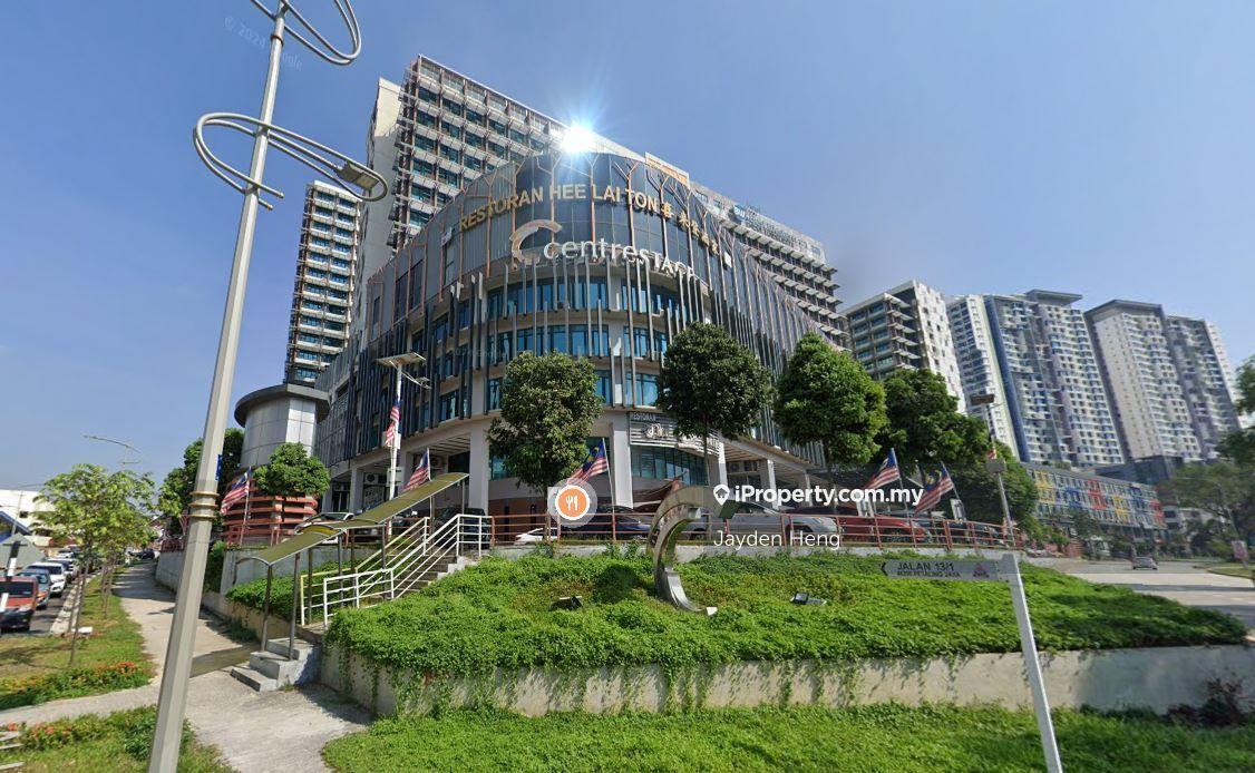 Adjacent En Bloc Shop Offices Commercial Building in Petaling Jaya