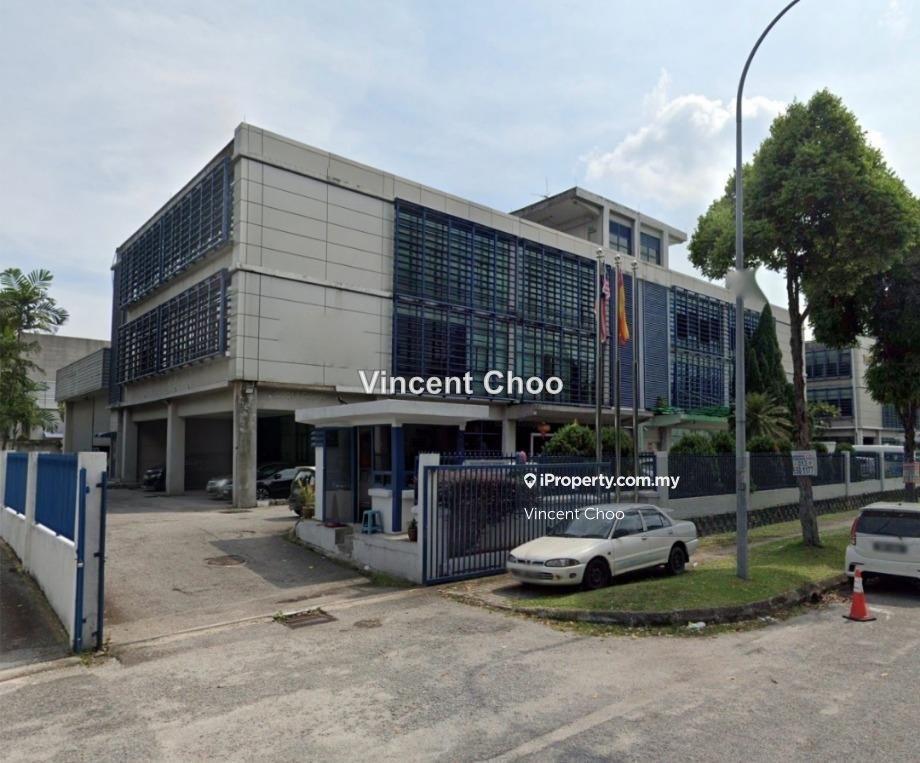 3 Storey Semi-D Factory at Bukit Jelutong For Sale/Rent