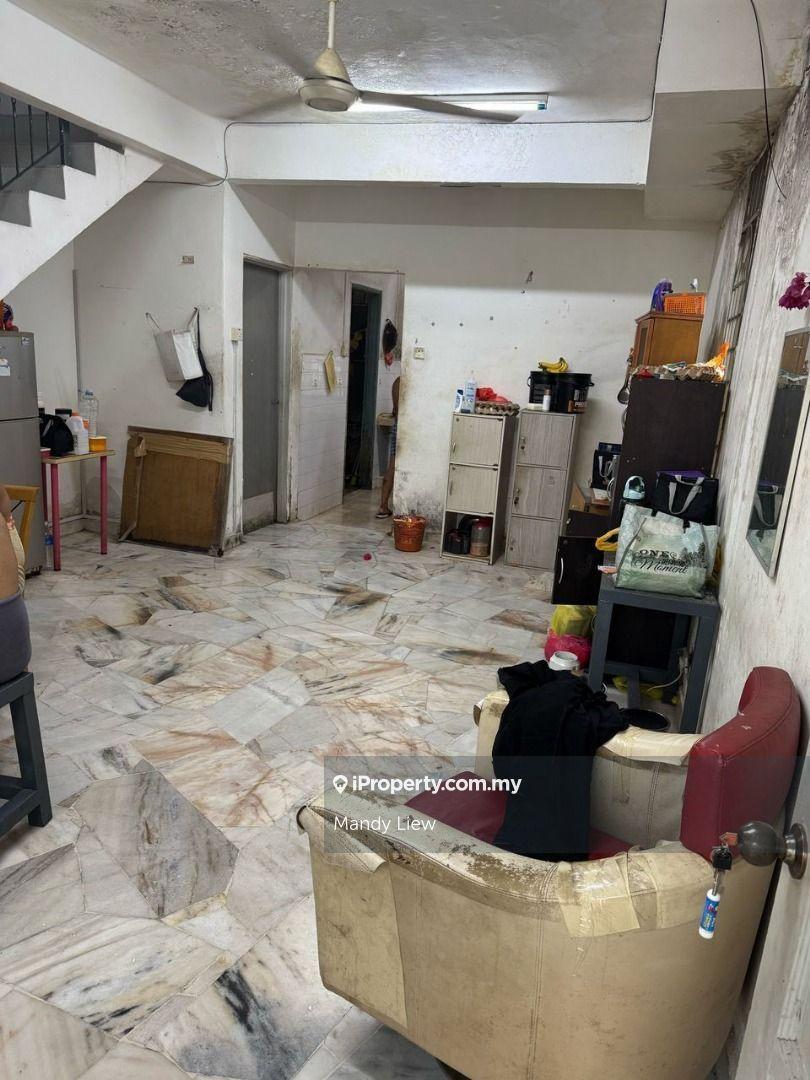 Freehold bukit desa, 2 storey few units on hand welcome viewing