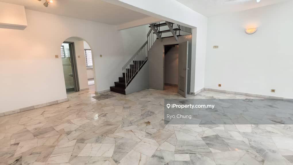 USJ 2 Subang Jaya - Freehold - Terrace Property - 20x60 