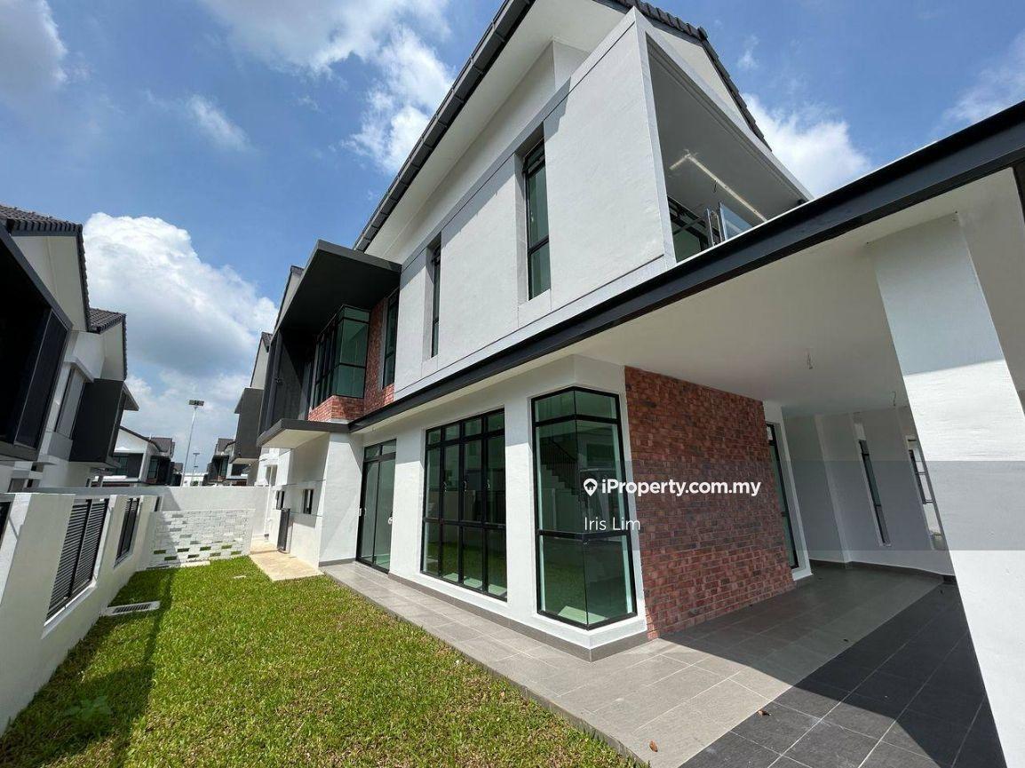 Brand new cluster house , near Tuas, Gelang Patah, Leisure Farm