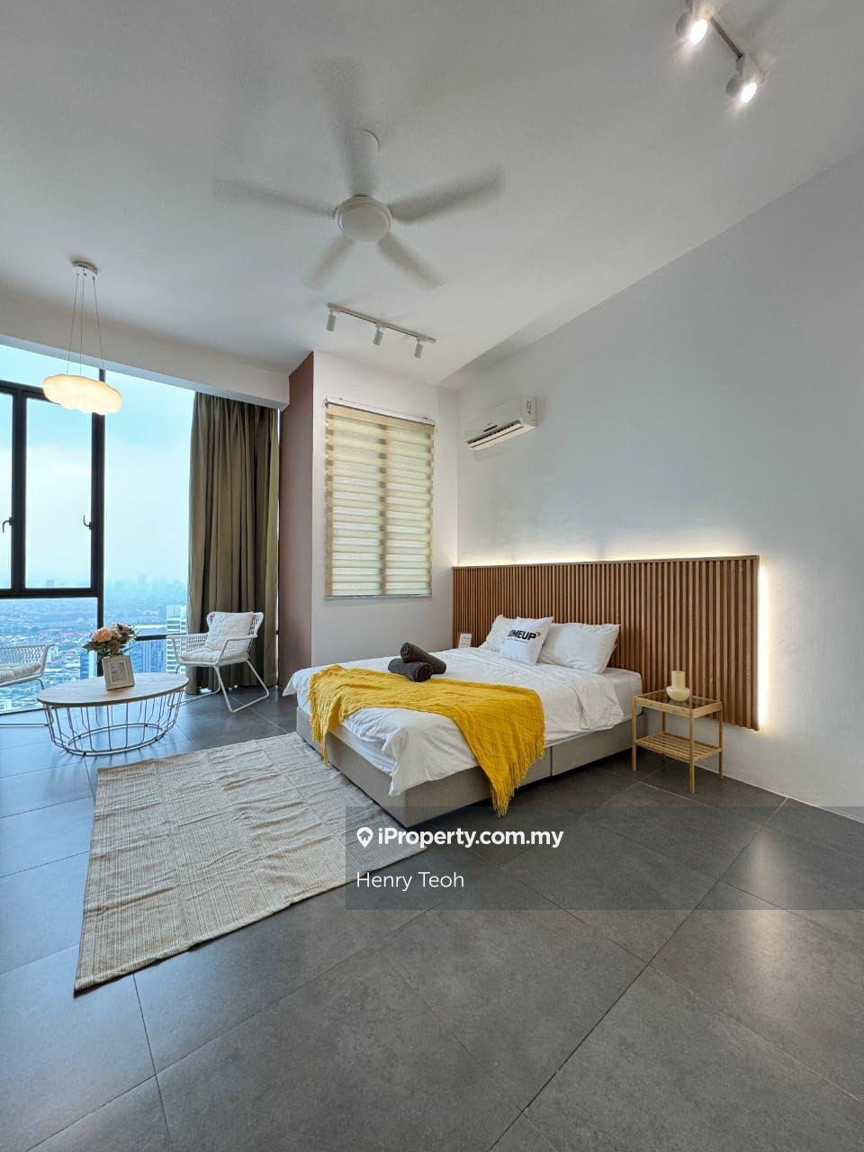 Fully Furnished Studio unit ( Actual Photo )