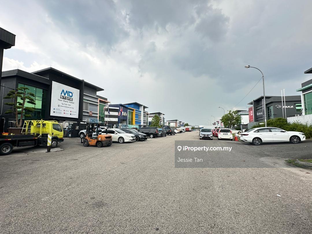 Kulai sme indahpura 1.5 storey semi d factory for sale