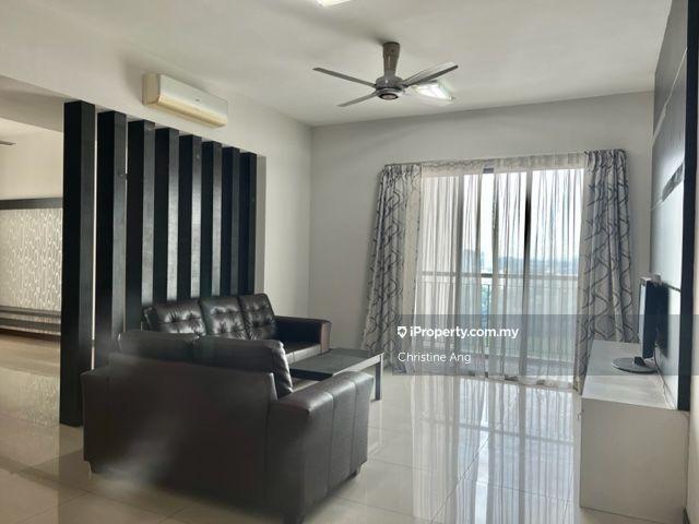 High floor unit. Nice view, facing lake!