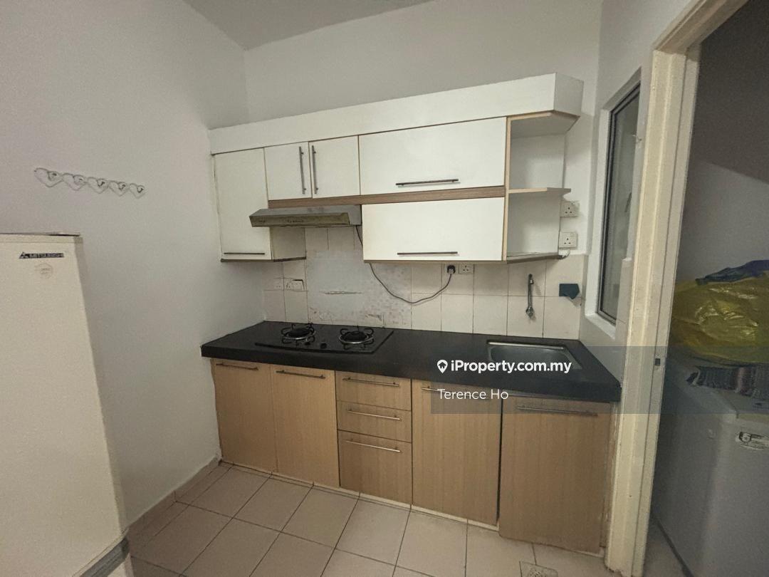 Casa subang at usj subang jaya 3 rooms for rent