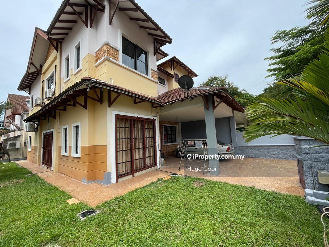 Tastefully Design with 24 Hrs Security, Greenery Area, Ready Move In!