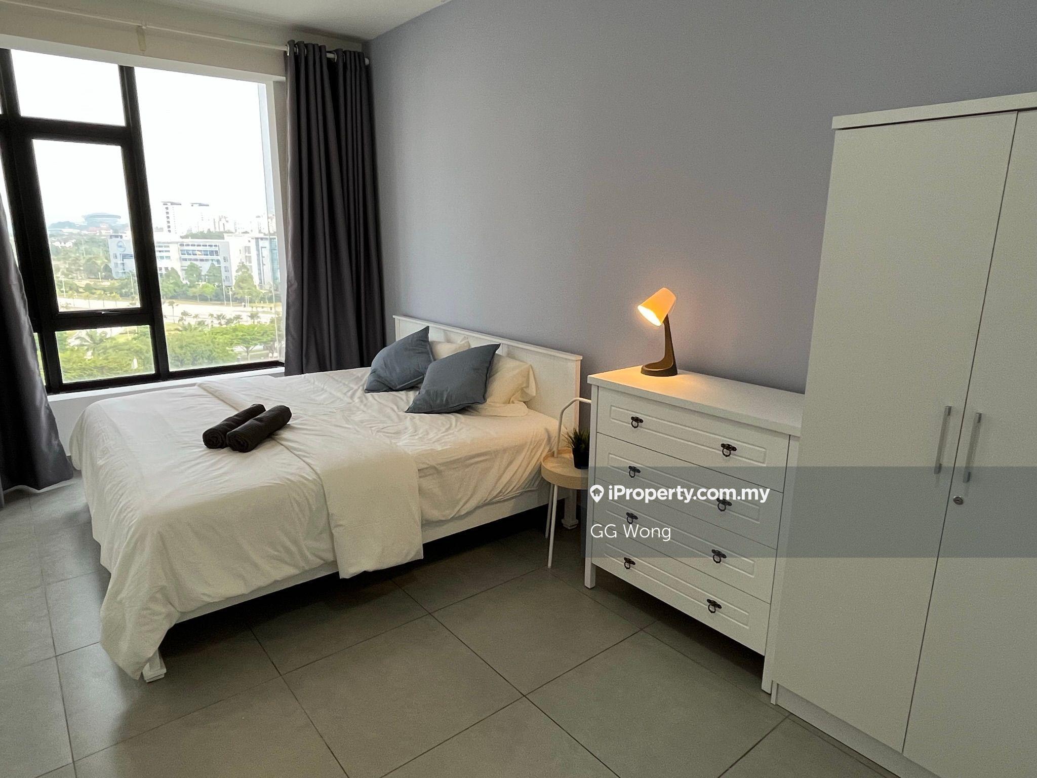Kanvas Soho Well Kept unit. Low Density
