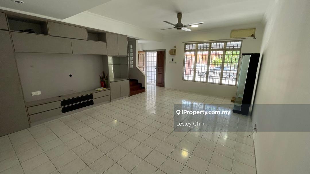 Double Storey Bandar Mahkota Cheras Seksyen 3 Gated & Guarded