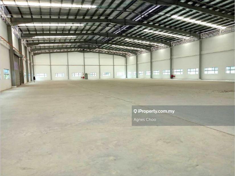 Detached factory for Sale