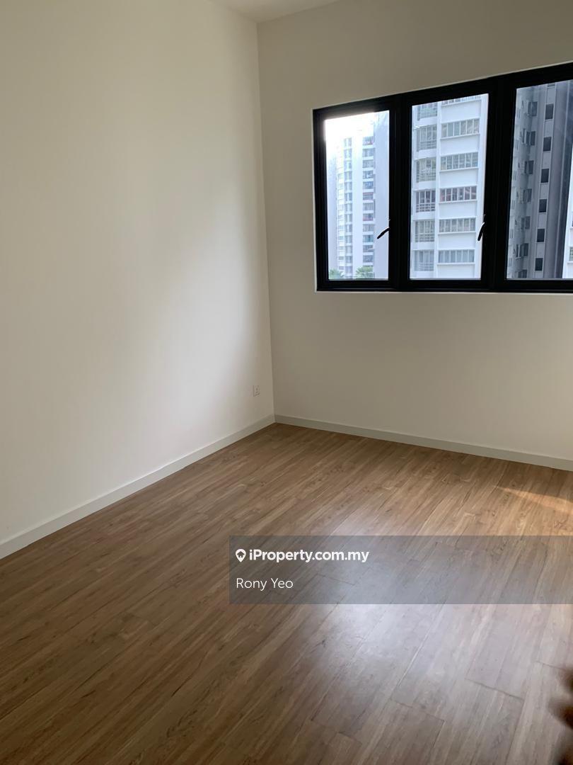 Sunway Avila Residence Freehold Partial Furnished 732sqft For Sale !!