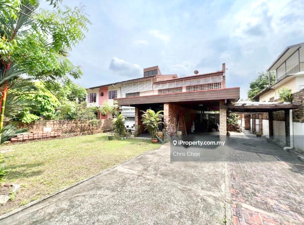 Classic but unique & rare double storey semid