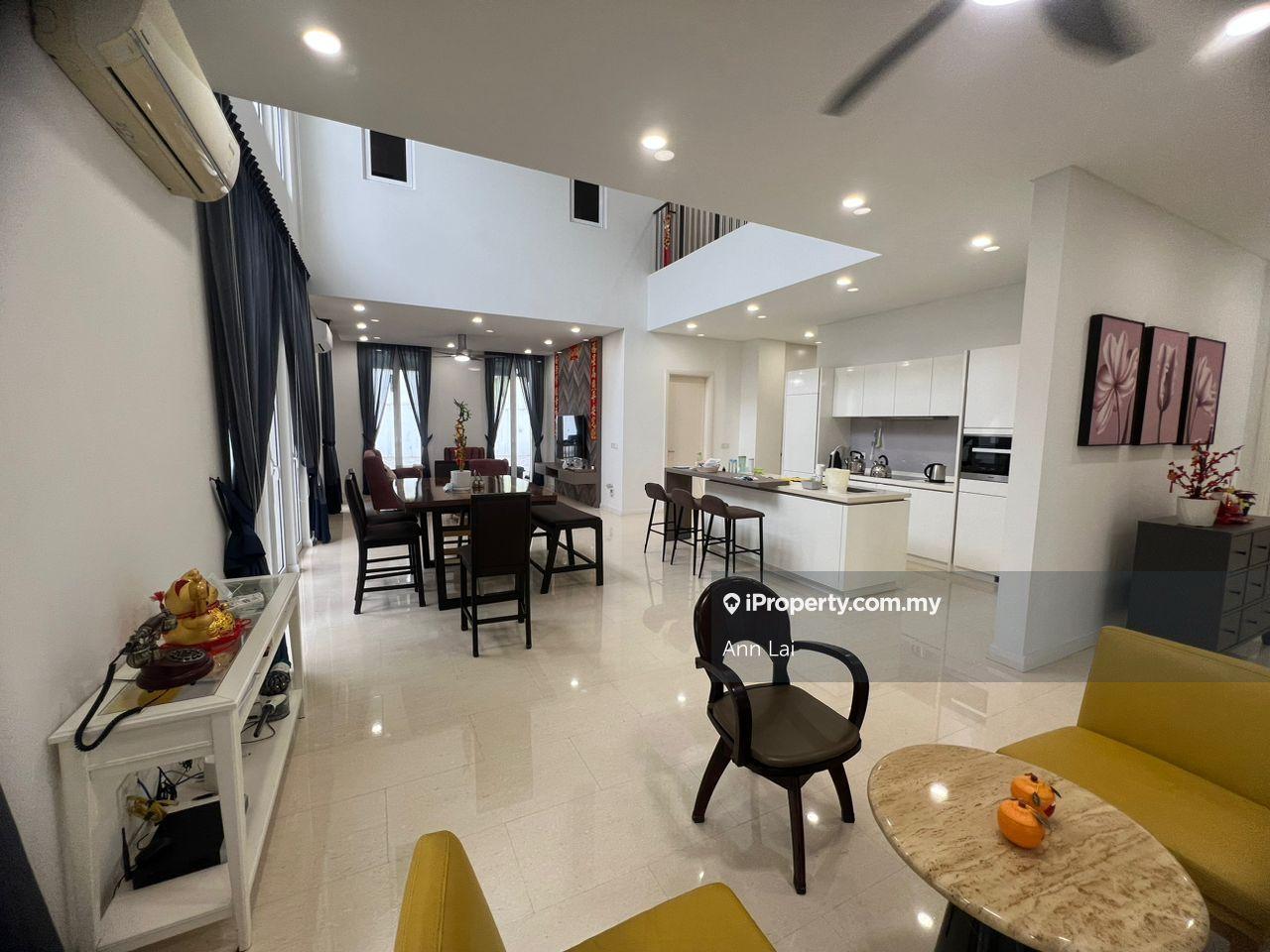 Emerald Bay Puteri Harbour 3 Storey Semi-D For Sale