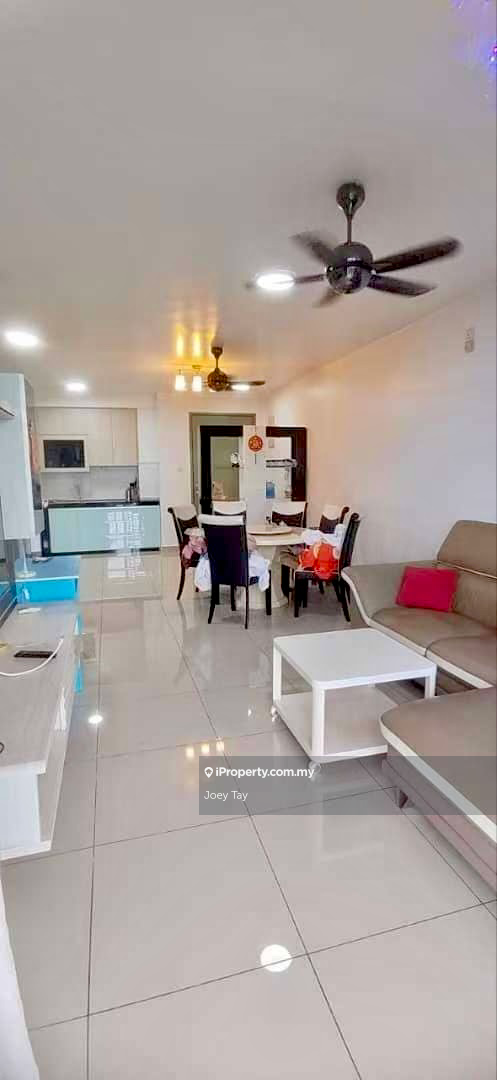 High floor 2 bedroom with greenery view at permas 2