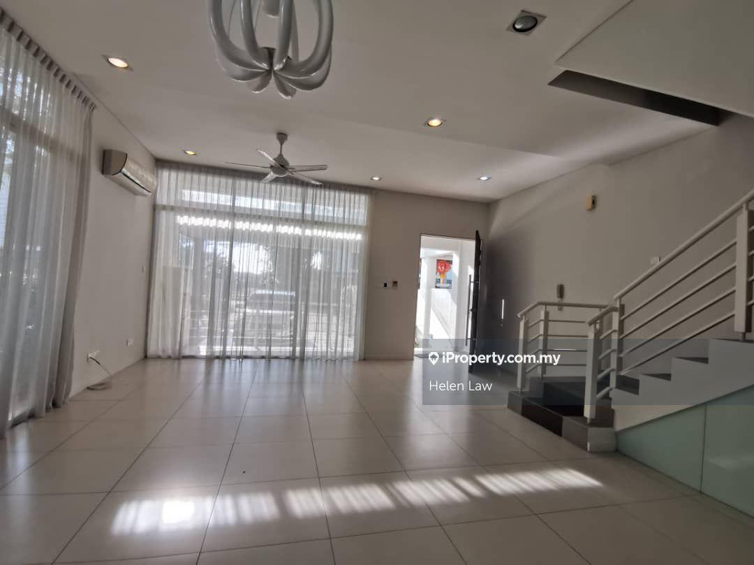 Freehold Laman Klebang End Lot Renovated 3-Storey Terrace House Melaka
