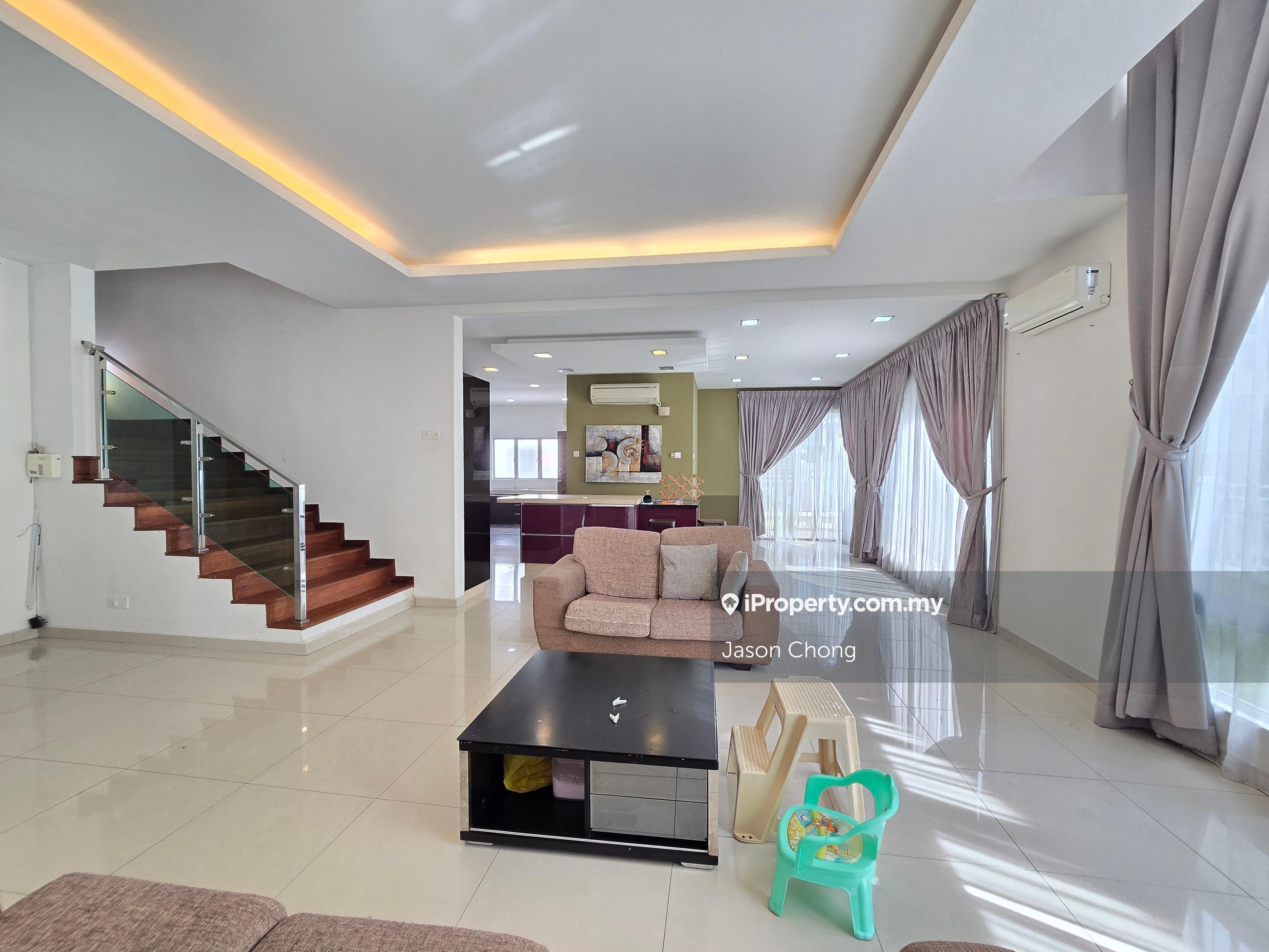 Bandar Parklands Facing Open Semi-D house for Sale