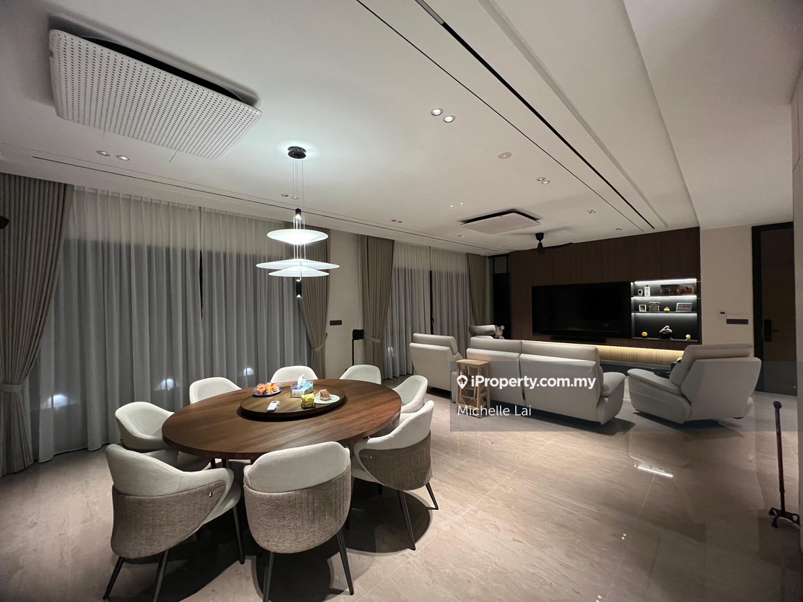 Lucent Semi-D renovated for rent