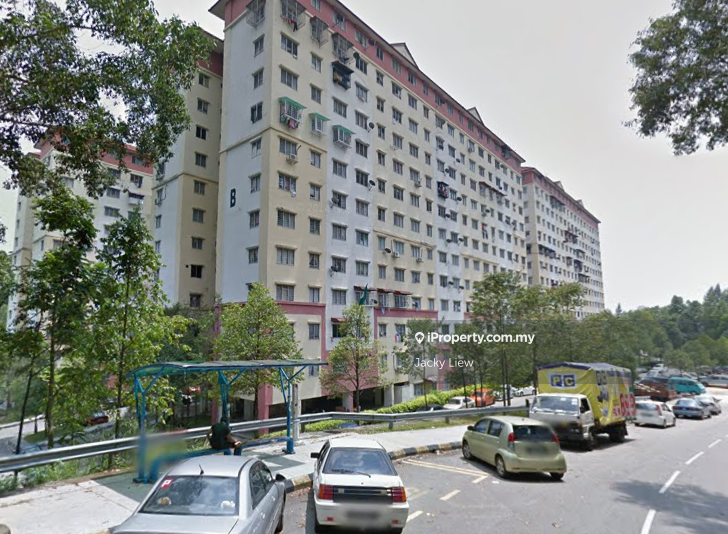 Segar Ria Apartment cheras full loan low deposit