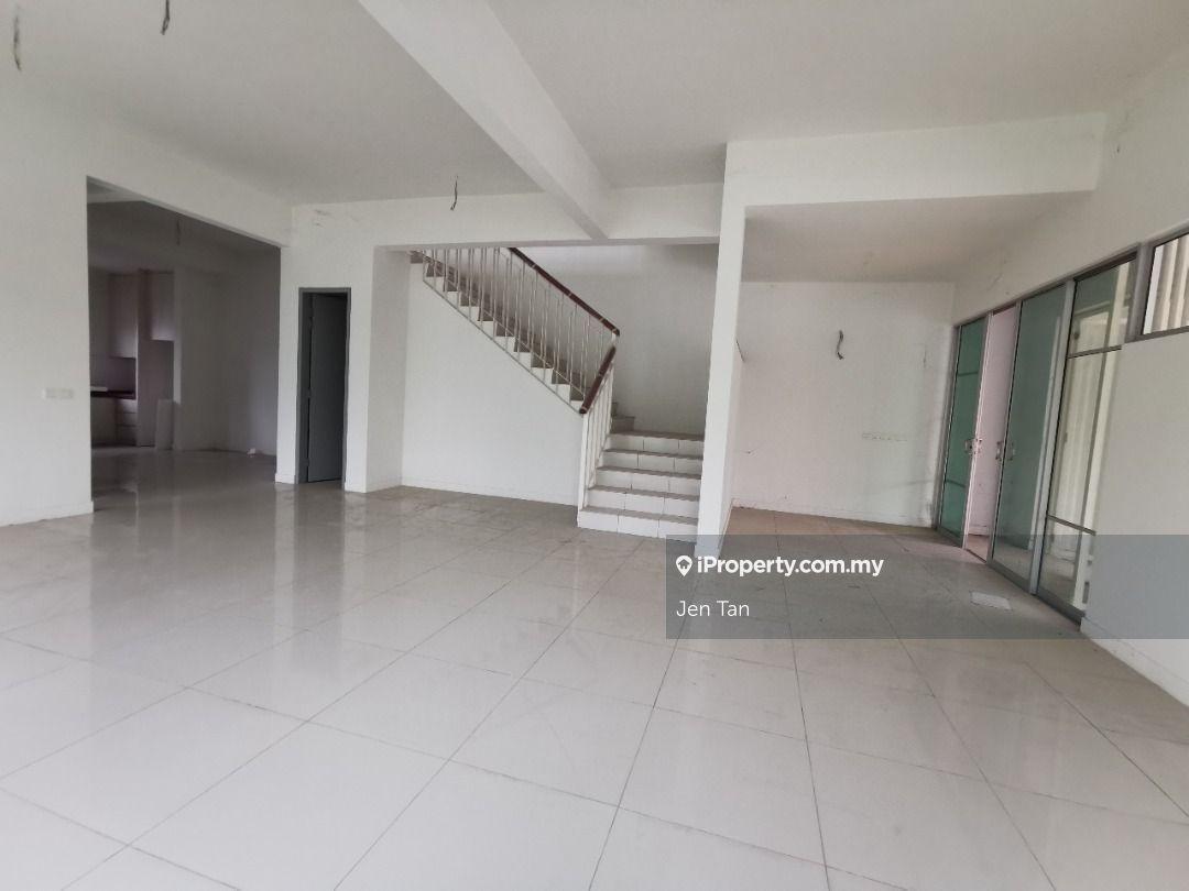 Chimes Intermediate unit @ Bandar Rimbayu for Sale