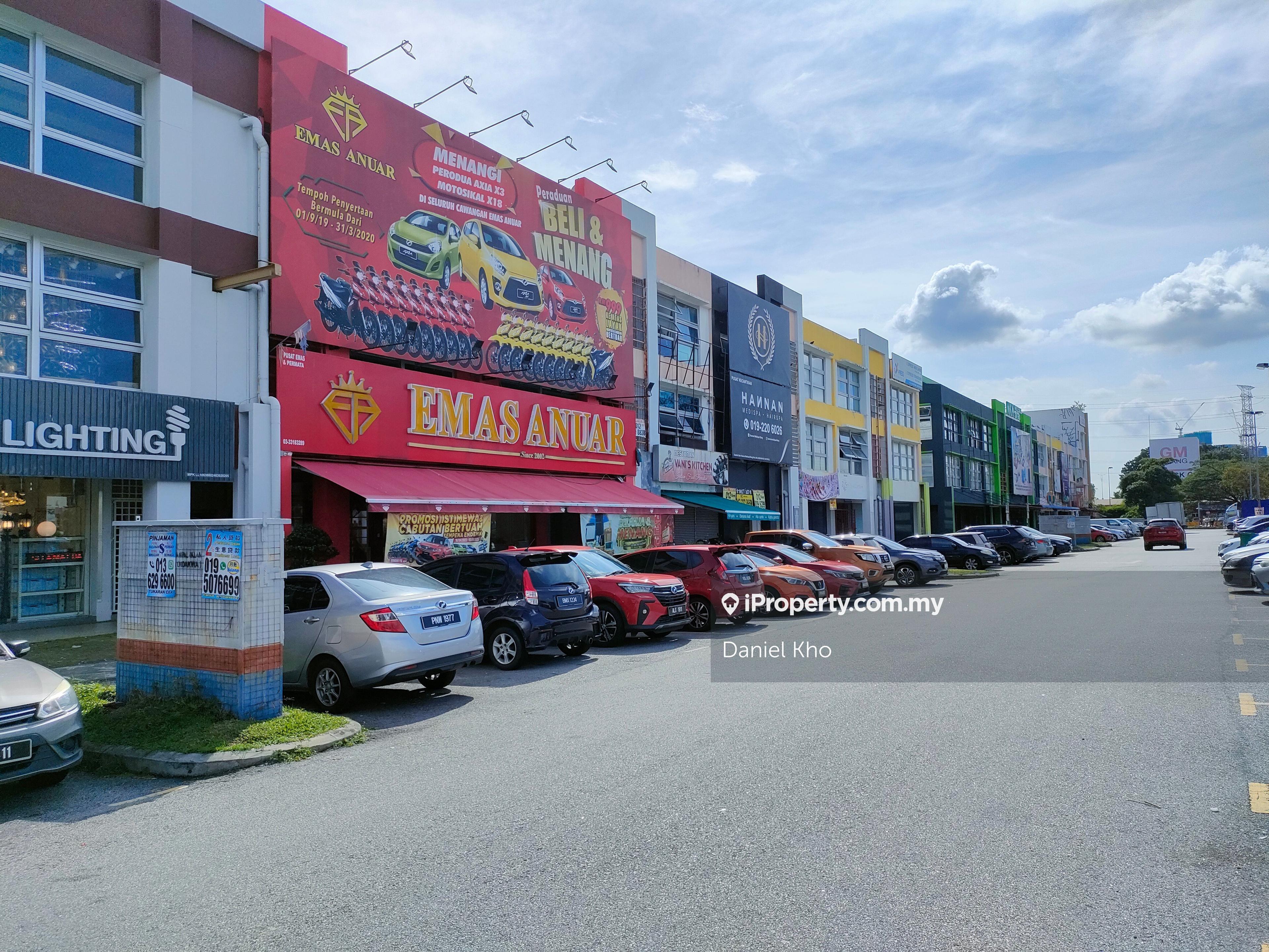 Ground floor shop facing car park  shop lot near by Gm Klang 