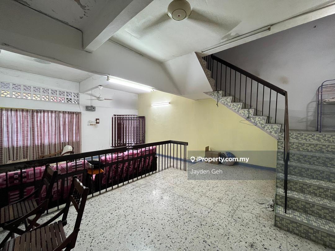 2 Storey Terrace, Taman Berjaya, For Sale