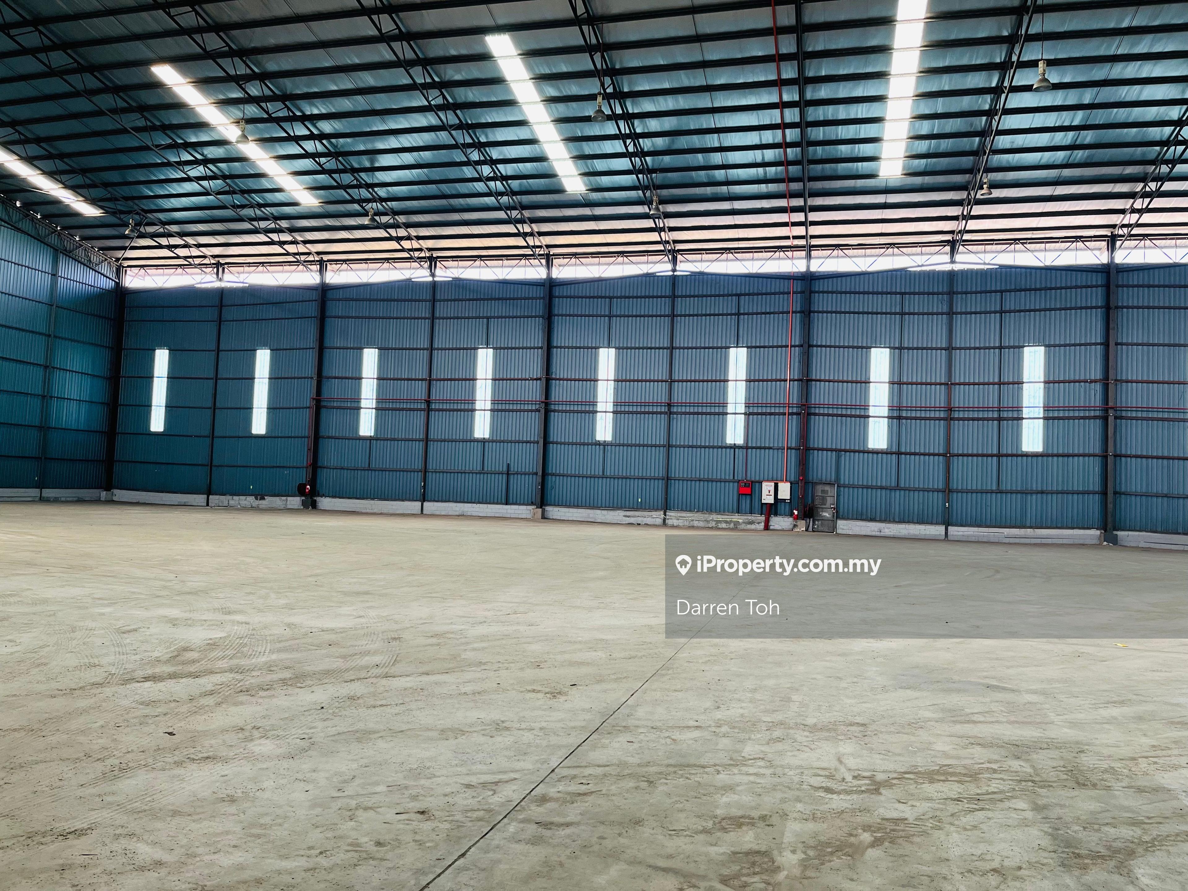 Industrial Warehouse For Rent 