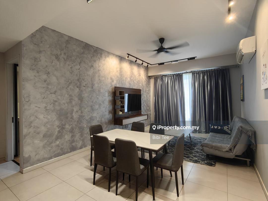 The echelon condofor rent near airport