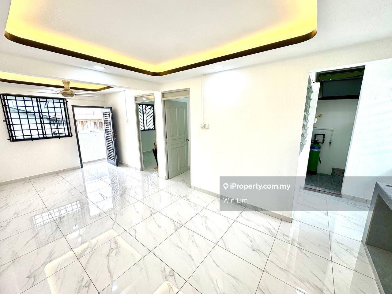 Flat Taman Ungku Tun Aminah, Skudai Untuk Dijual Rm160k