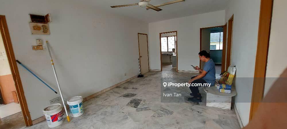 Taman Sri Endah Apartment for sale